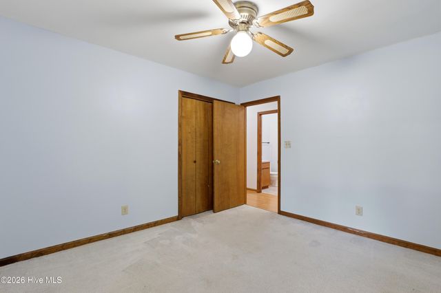 231 Zaner Drive, Jacksonville, NC 28540