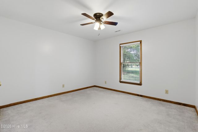 231 Zaner Drive, Jacksonville, NC 28540