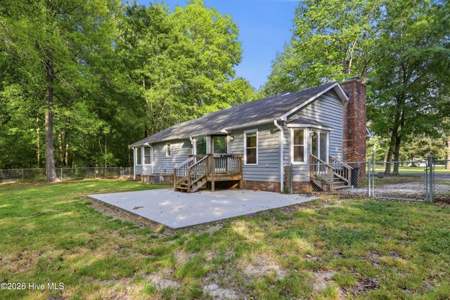 231 Zaner Drive, Jacksonville, NC 28540