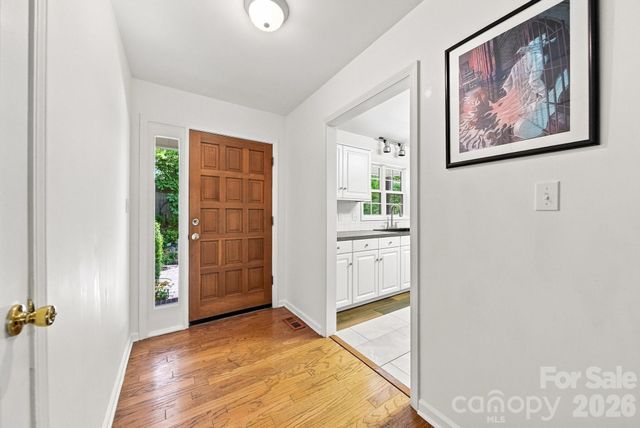 220 5th Street NE, Conover, NC 28613