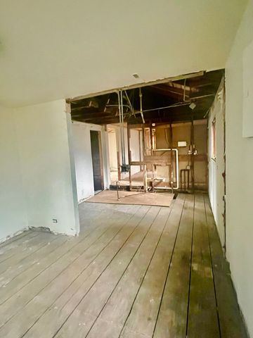 80 Cathryn Street, Fox Lake, IL 60020