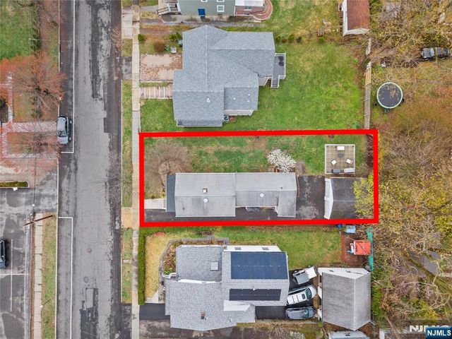99 Brookfield Avenue, Nutley, NJ 07110