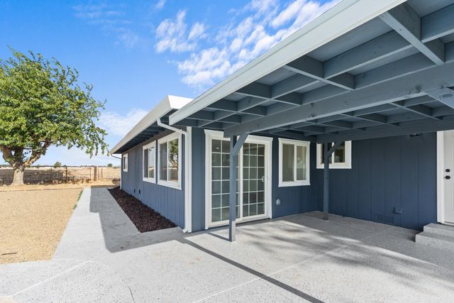 420 E Bellevue Rd, Merced, CA 95348
