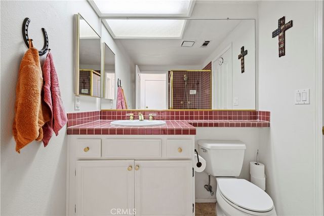 29342 Hidden Oak, Canyon Country, CA 91387