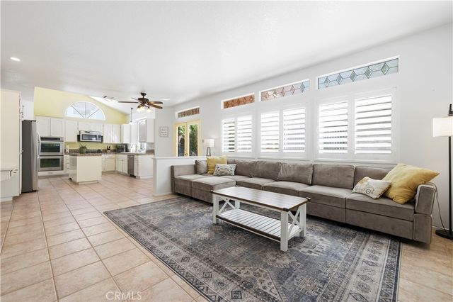29342 Hidden Oak, Canyon Country, CA 91387