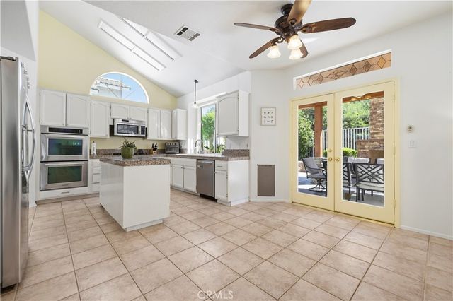 29342 Hidden Oak, Canyon Country, CA 91387