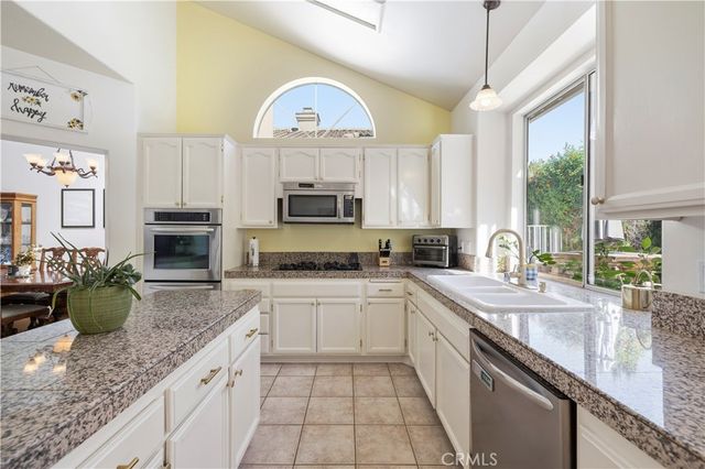 29342 Hidden Oak, Canyon Country, CA 91387