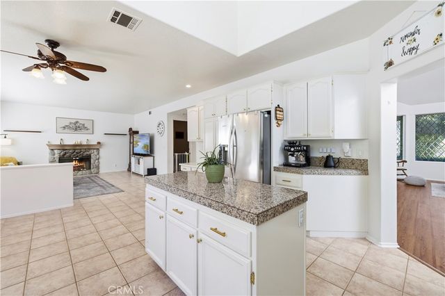 29342 Hidden Oak, Canyon Country, CA 91387
