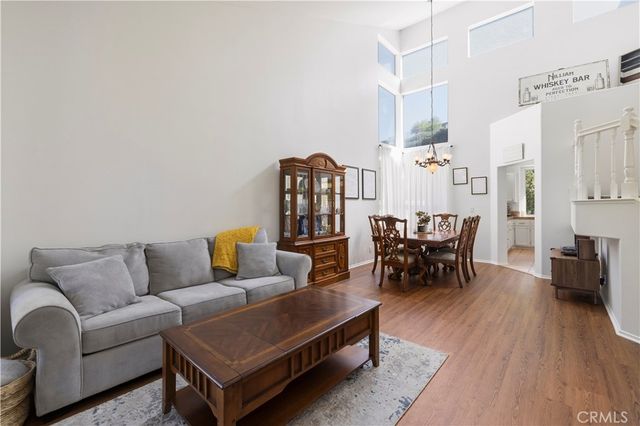 29342 Hidden Oak, Canyon Country, CA 91387