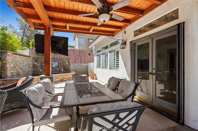 29342 Hidden Oak, Canyon Country, CA 91387