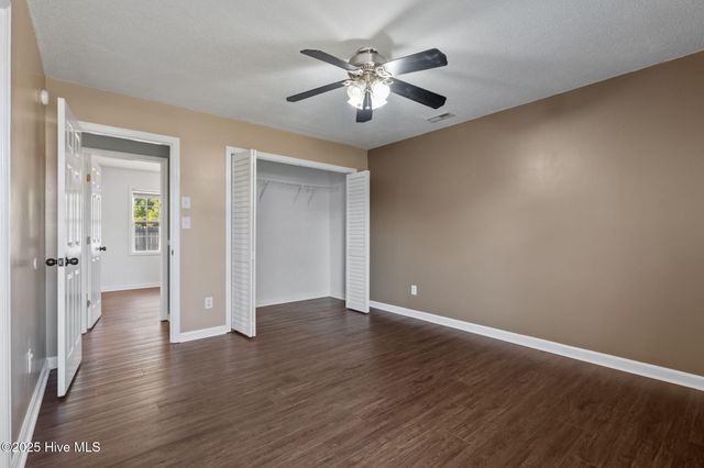 506 Sumrell Way, Hubert, NC 28539