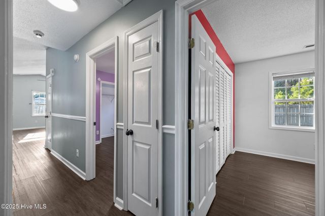 506 Sumrell Way, Hubert, NC 28539