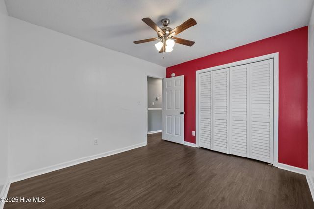 506 Sumrell Way, Hubert, NC 28539