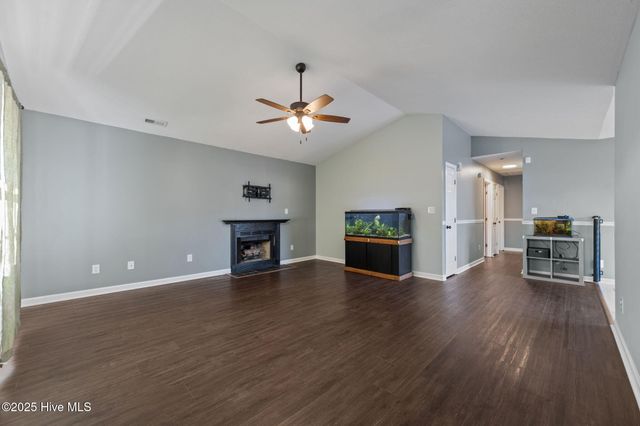 506 Sumrell Way, Hubert, NC 28539