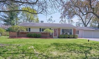 37711 Carson Street, Farmington Hills, MI 48331