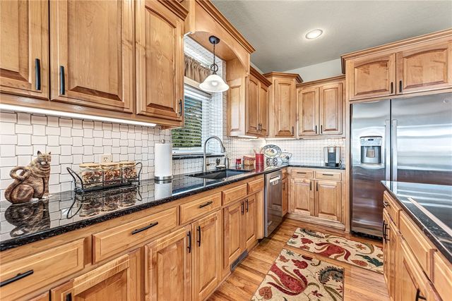 12 Oniell Drive, Bella Vista, AR 72715