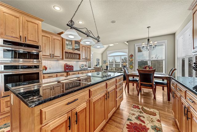 12 Oniell Drive, Bella Vista, AR 72715