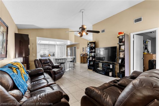 4320 Thompson Avenue, Sebring, FL 33875