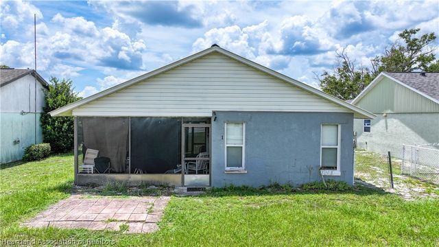 4320 Thompson Avenue, Sebring, FL 33875