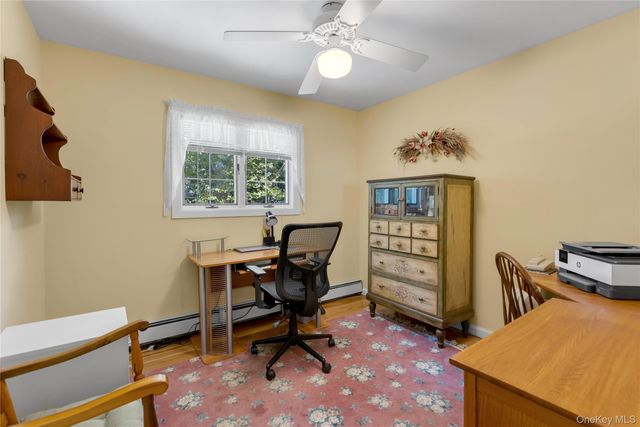 6 Primrose Lane, Huntington, NY 11743