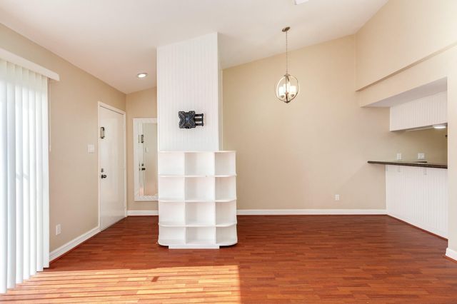 7140 N Holiday Drive, Galveston, TX 77550