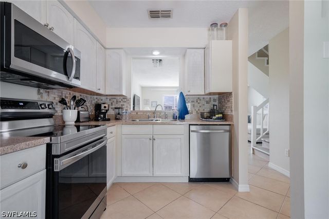 25480 Cockleshell DR 1005, Bonita Springs, FL 34135