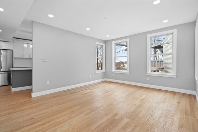 66 Stanley St 2, Boston, MA 02125