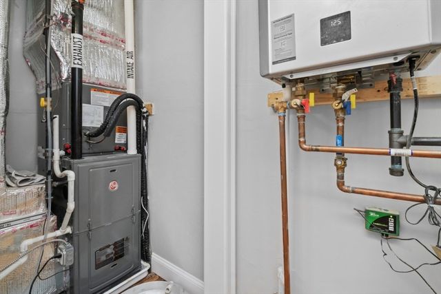 66 Stanley St 2, Boston, MA 02125