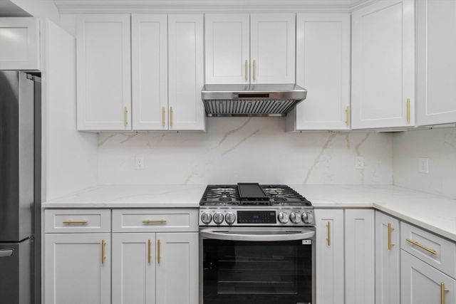 66 Stanley St 2, Boston, MA 02125