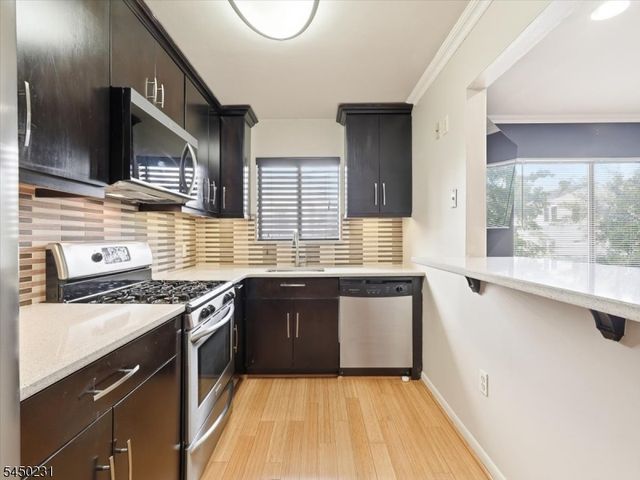 10 Cross St, Belleville Twp., NJ 07109