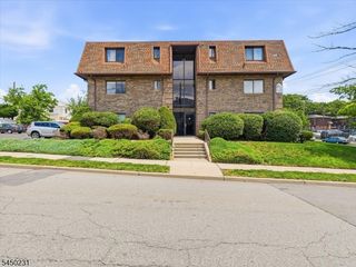 10 Cross St, Belleville Twp., NJ 07109