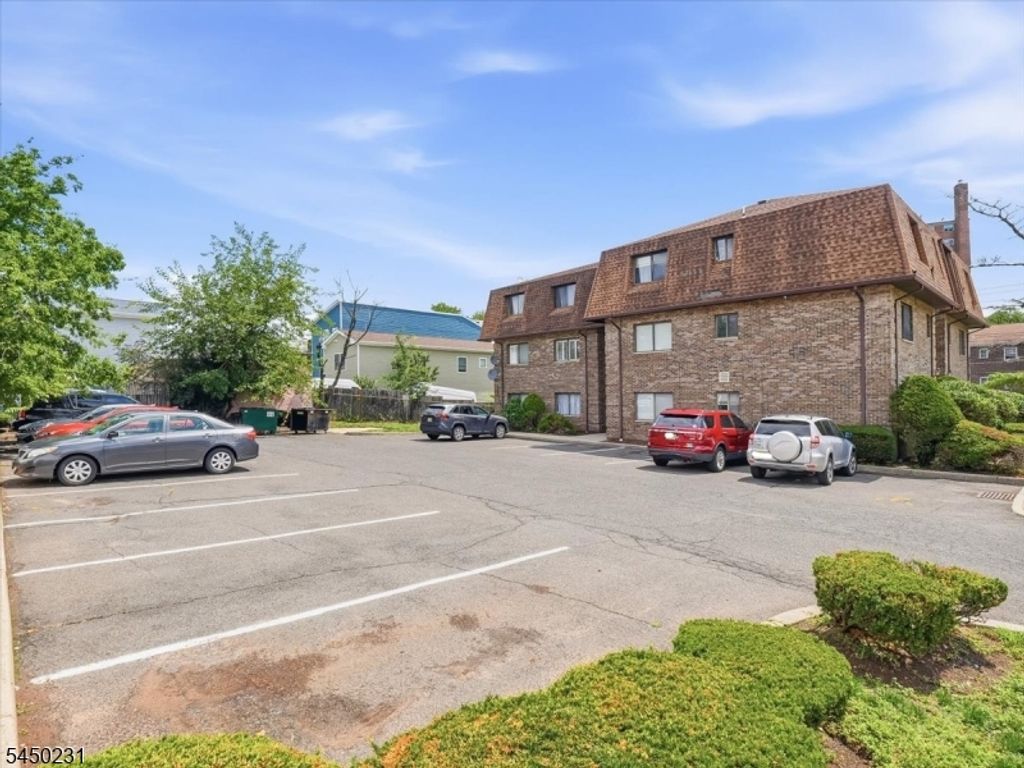 10 Cross St 5 5, Belleville Twp., NJ 07109 — photo 2