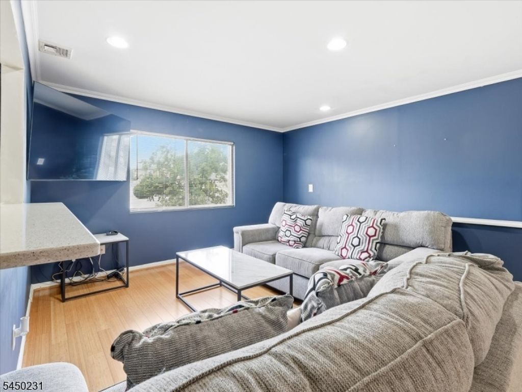 10 Cross St 5 5, Belleville Twp., NJ 07109 — photo 5