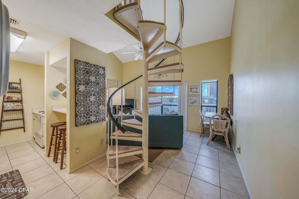 Image 11 of property listing at 17614 Front Beach Road 17E, Panama City Beach, FL 32413