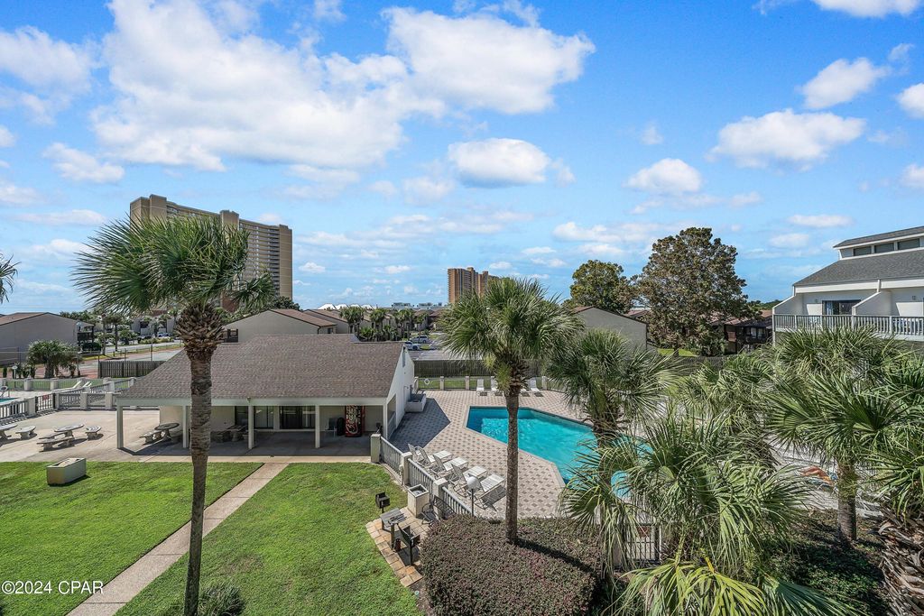 Image 30 of property listing at 17614 Front Beach Road 17E, Panama City Beach, FL 32413