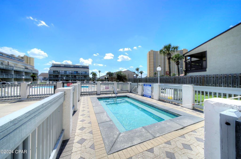 Image 33 of property listing at 17614 Front Beach Road 17E, Panama City Beach, FL 32413