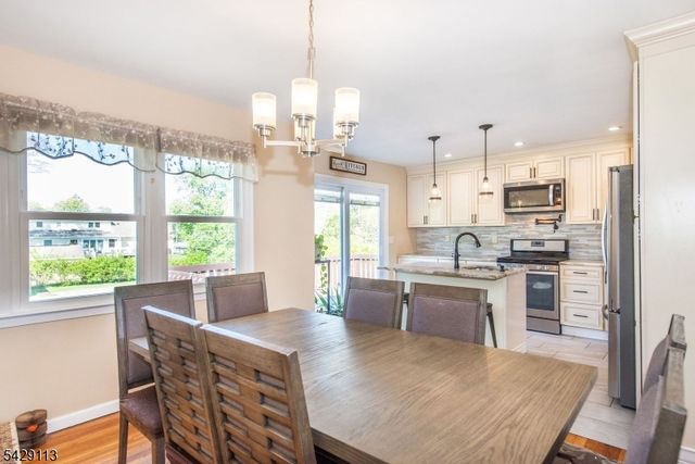 13 W Parkway, Pequannock Twp., NJ 07440
