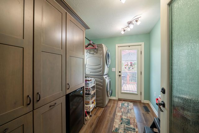 3778 N Boonville Avenue, Springfield, MO 65803
