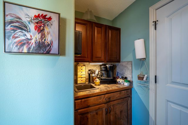3778 N Boonville Avenue, Springfield, MO 65803