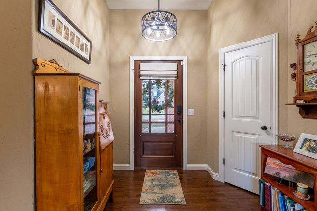 3778 N Boonville Avenue, Springfield, MO 65803