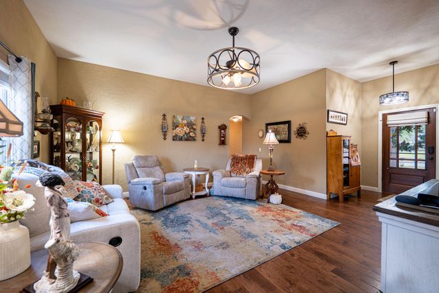 3778 N Boonville Avenue, Springfield, MO 65803