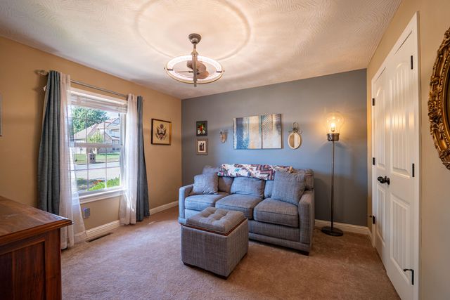 3778 N Boonville Avenue, Springfield, MO 65803