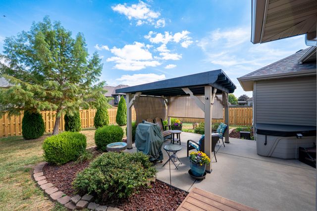3778 N Boonville Avenue, Springfield, MO 65803