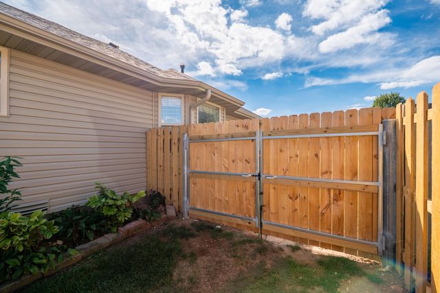 3778 N Boonville Avenue, Springfield, MO 65803