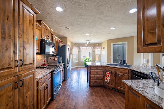 3778 N Boonville Avenue, Springfield, MO 65803