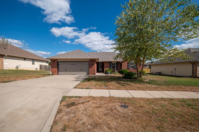 3778 N Boonville Avenue, Springfield, MO 65803