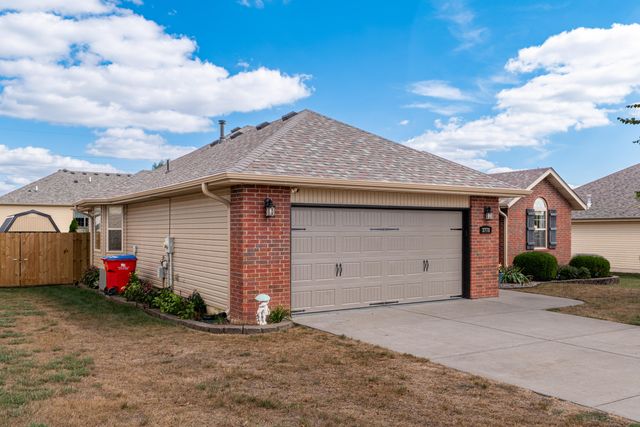 3778 N Boonville Avenue, Springfield, MO 65803