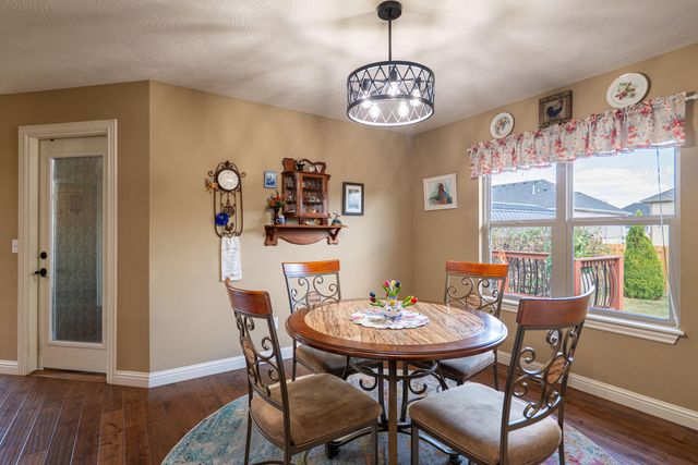 3778 N Boonville Avenue, Springfield, MO 65803