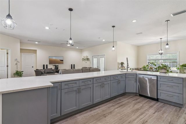 5211 SW 103RD LOOP, Ocala, FL 34476