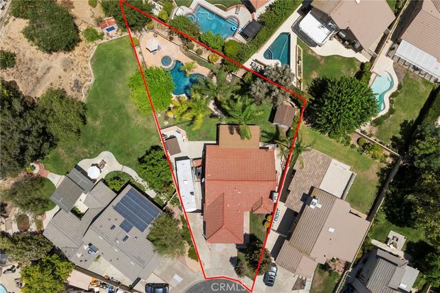 25526 NewCastle Court, Saugus, CA 91350
